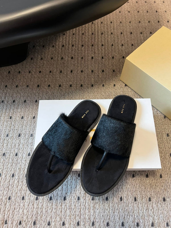 Signum Flat Sandal in Black Sheepskin And Horse Hair 282424