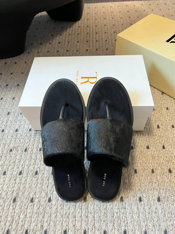 Signum Flat Sandal in Black Sheepskin And Horse Hair 282424