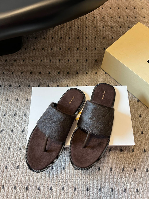 Signum Flat Sandal in Chocoldate Sheepskin And Horse Hair 282425