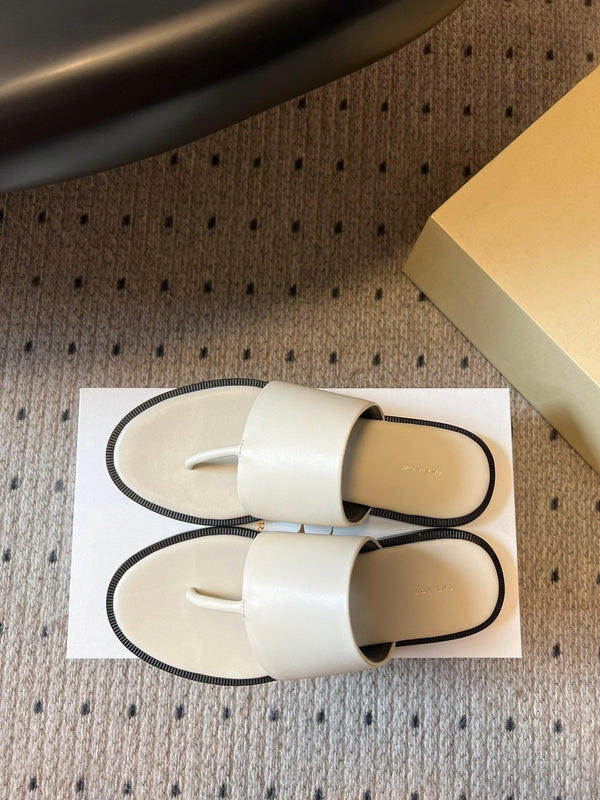 Sandalo piatto Signum in pelle di pecora bianca 282428