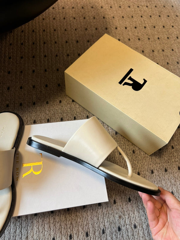 Sandalo piatto Signum in pelle di pecora bianca 282428