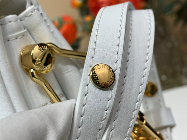 LV x TM Coussin BB 21cm Bianco Multicolore Pelle di agnello con monogramma in rilievo