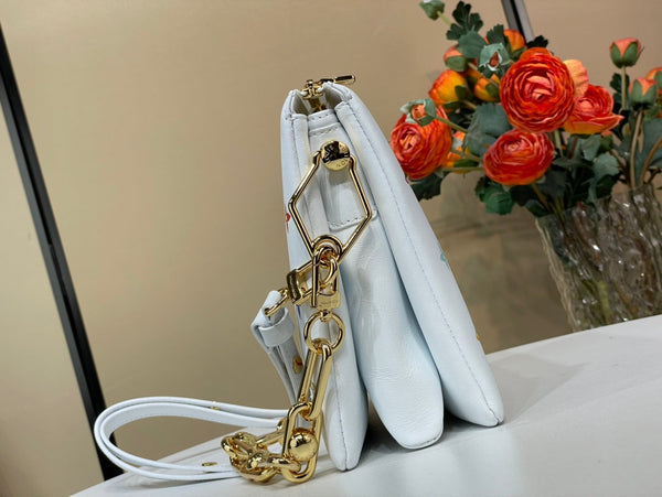 LV x TM Coussin BB 21cm Bianco Multicolore Pelle di agnello con monogramma in rilievo