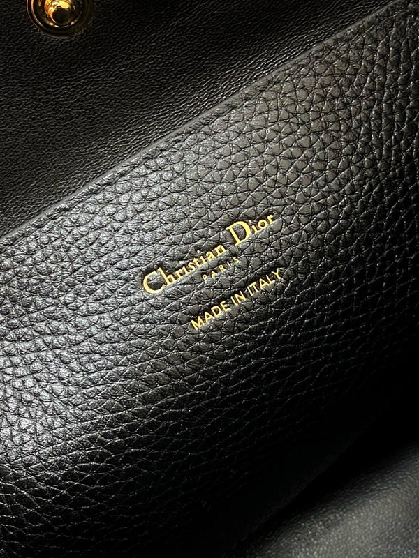 Sac Seau Dior Signature Cuir de veau noir 333341