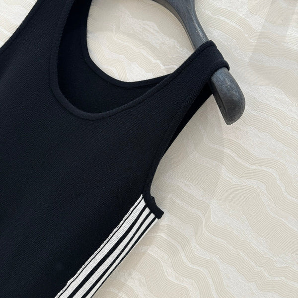 CD U-neck Large A-line Skirt Black Viscose Polyamide