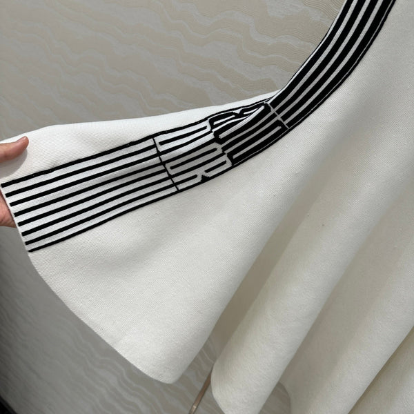 CD U-neck Large A-line Skirt White Viscose Polyamide