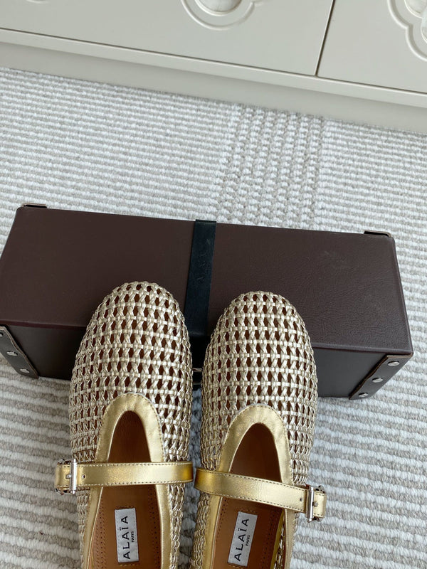 Alaia Women's Ballet Flat Gold Lambskin 291053