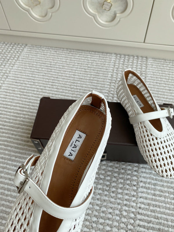 Alaia Ballerina da donna in pelle di agnello bianca 291054