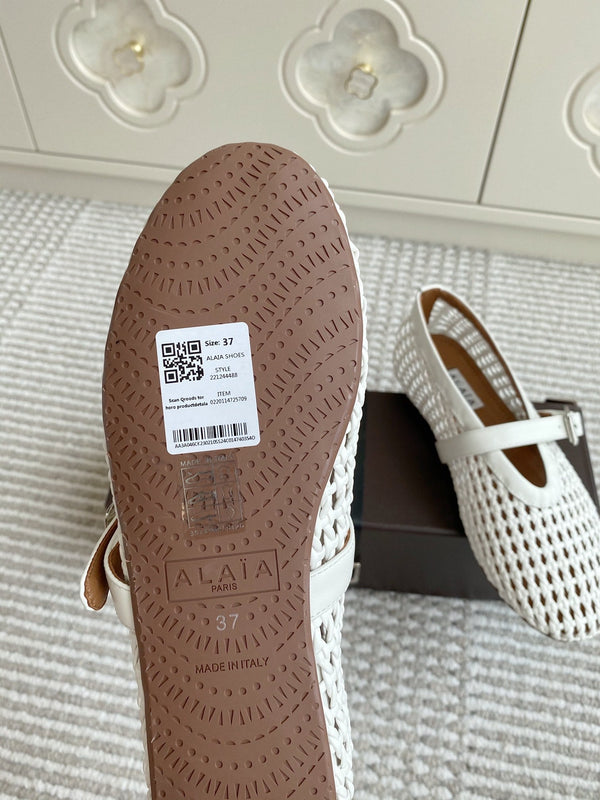 Alaia Ballerina da donna in pelle di agnello bianca 291054