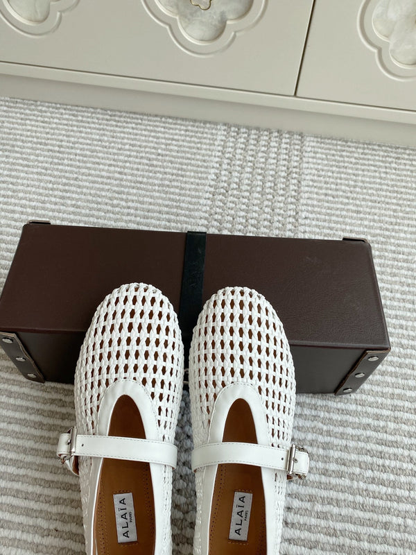 Alaia Ballerina da donna in pelle di agnello bianca 291054