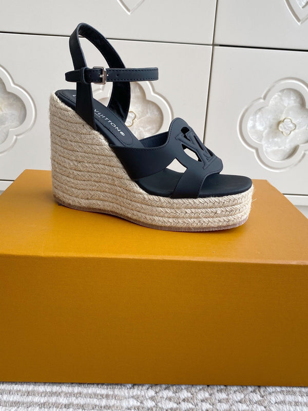 LV Letter Hollow Straw Wedge Sandals 11.5cm Black Cowhide 291576