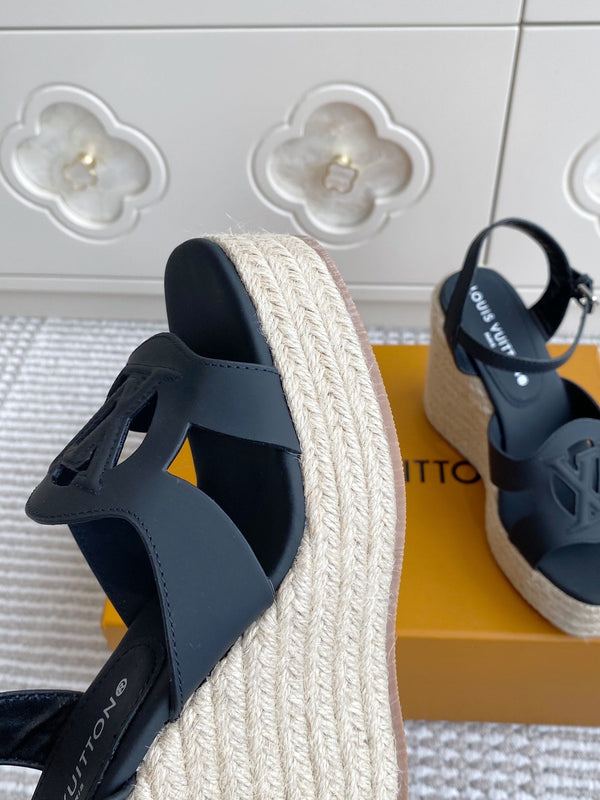 LV Letter Hollow Straw Wedge Sandals 11.5cm Black Cowhide 291576