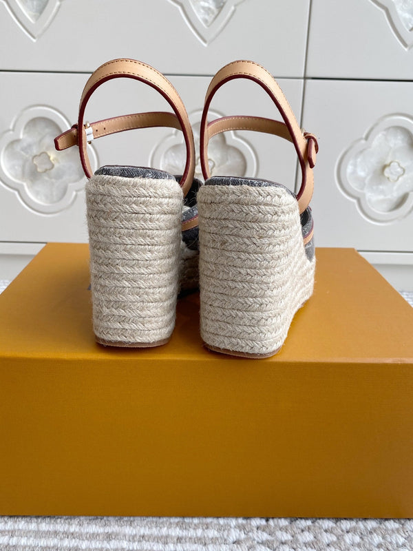 Sandali con zeppa LV Grey Denim Monogram 11,5 cm Fodera in pelle di pecora grigia 291578