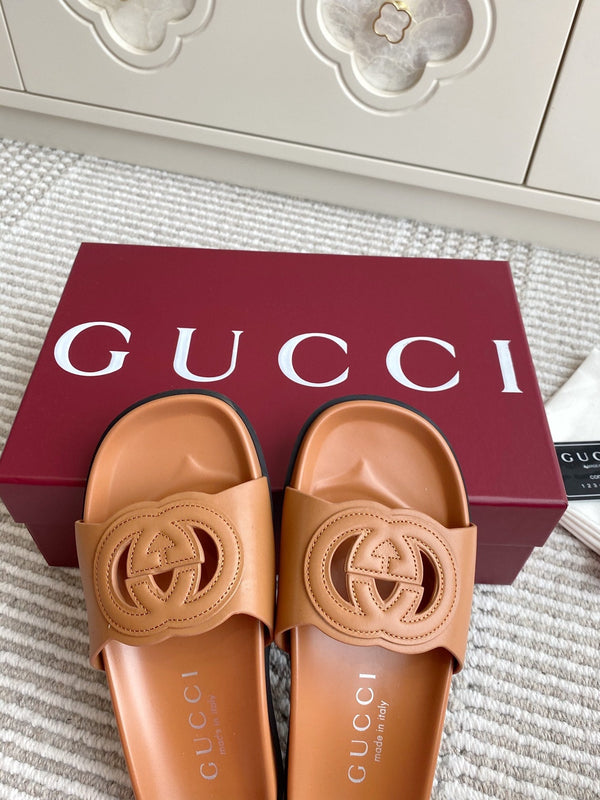 GC Slipper Brown Cowhide 291037