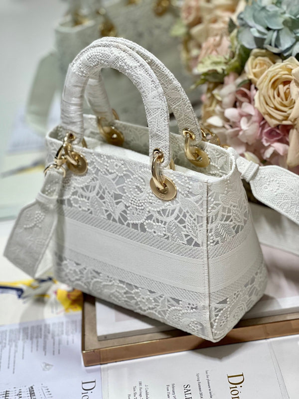 CD Mesh White 24 Lady Dior Bag Canvas 336703