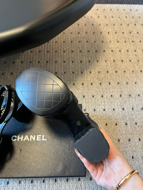 CC 25SS Platform Sandals 5.5cm Black Sheepskin 319628