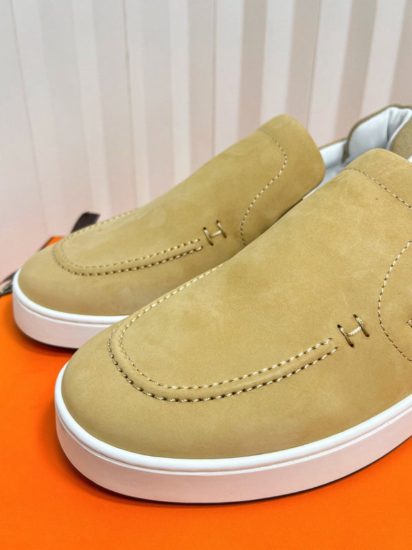 Mocassini retrò HM British in pelle scamosciata marrone 317073