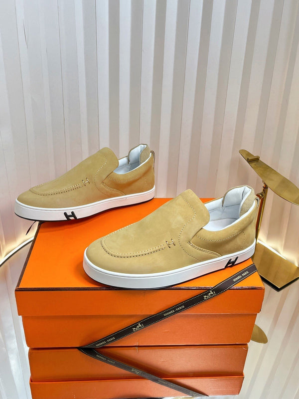 Mocassini retrò HM British in pelle scamosciata marrone 317073