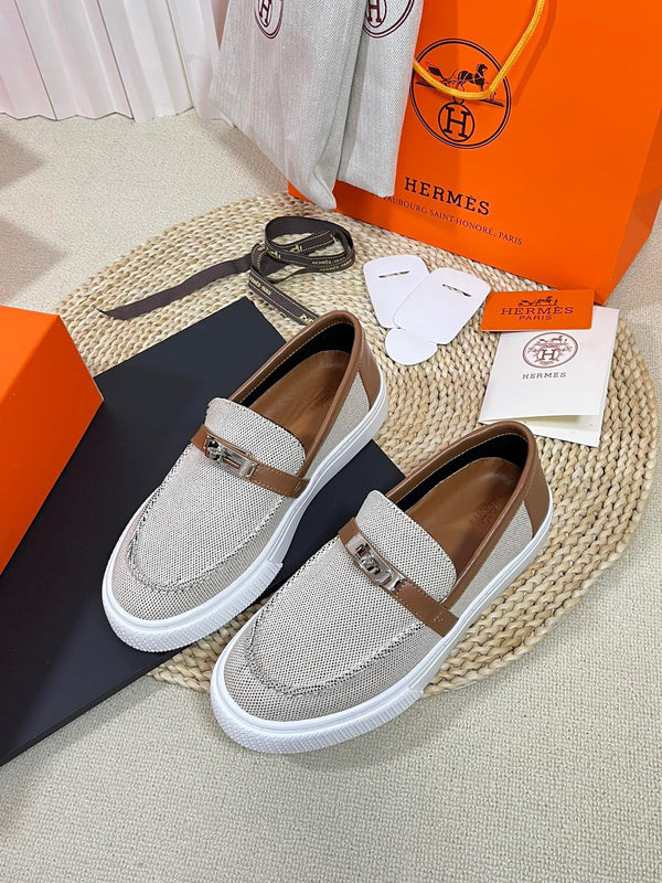 HM Buckle Casual Loafer Brown Cowhide Cloth 317045