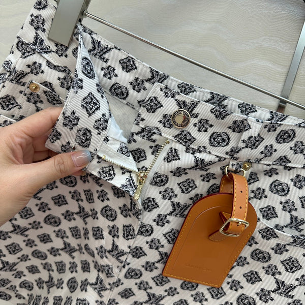 LV 25 Advanced Logo Denim Shorts Black White Poliester