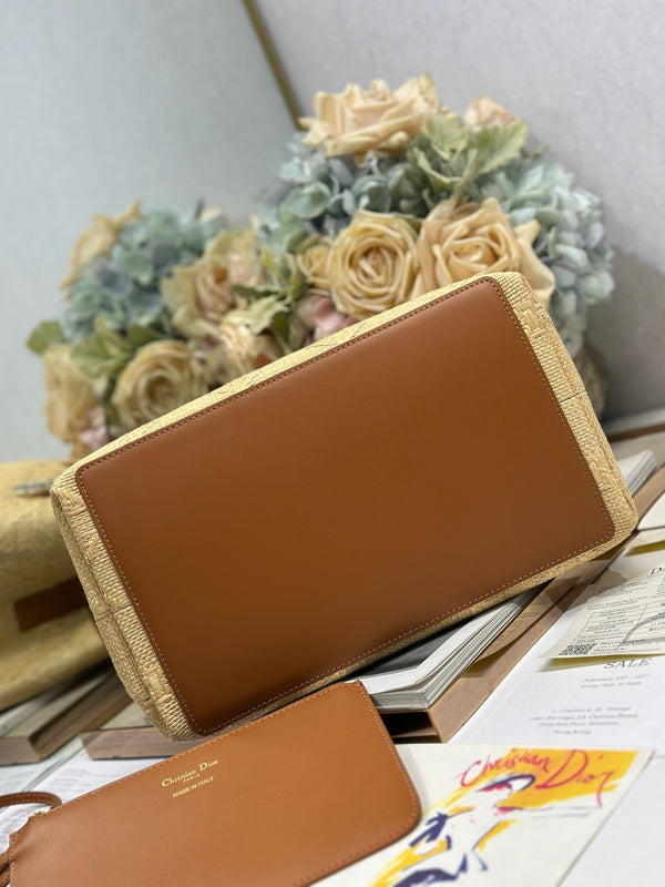 CD Medium Dior Toujours Bag 28.5cm Natural Cannage Raffia 288658