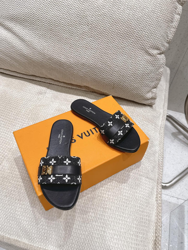 LV Flat Mules pairs raffia black monogram cowhide 383722