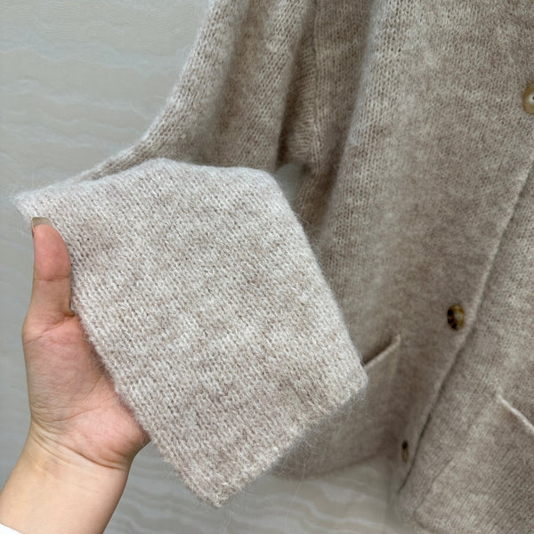 LP 25 V-neck Cardigan Light Beige Grey Alpaca Wool 291827