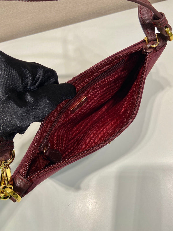 PRA vintage shoulder bag burgundy nylon fabric 280823