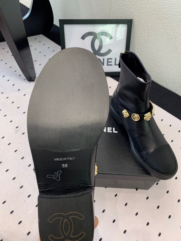 CC 24 Mold GHW Classic Ankle Boots 30mm Black Sheepskin 432512