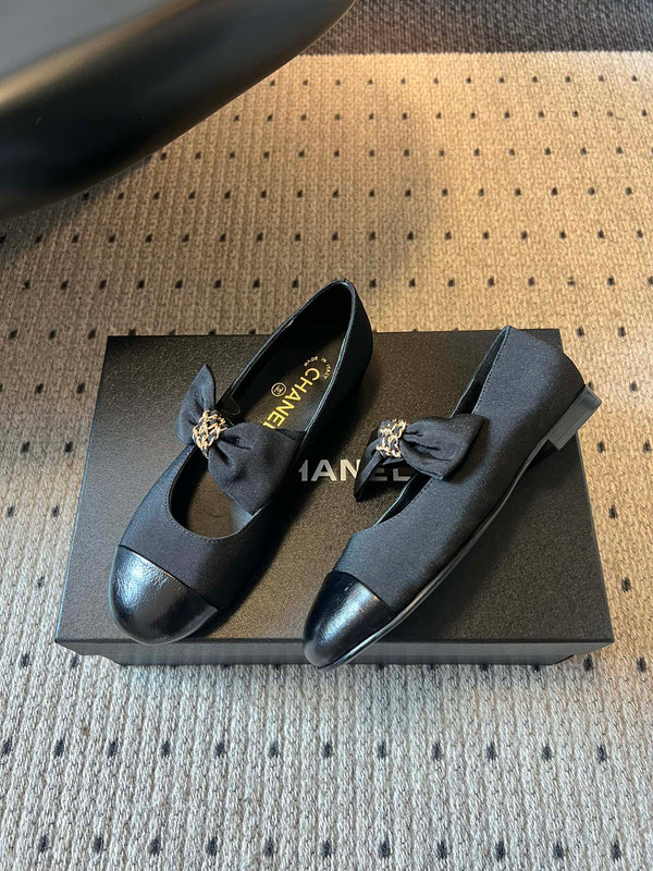 CC 25SS Bow Flat Shoes Black Sheepskin Canvas 530673