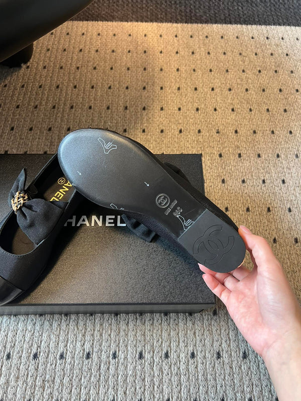 CC 25SS Bow Flat Shoes Black Sheepskin Canvas 530673