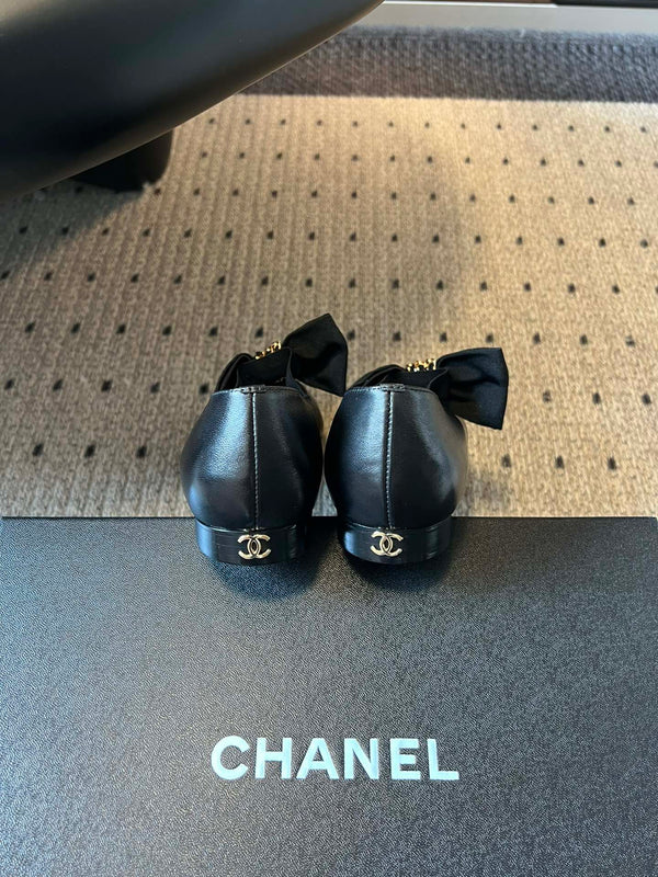 CC 25SS Bow Flat Shoes Black Sheepskin Frabic 530675