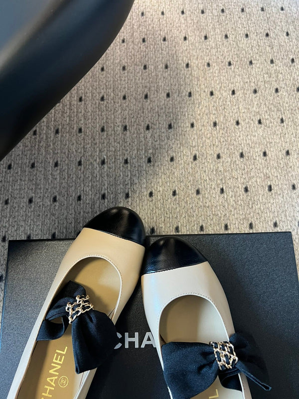 CC 25SS Bow Flat Shoes Black Beige Sheepskin Frabic 530676