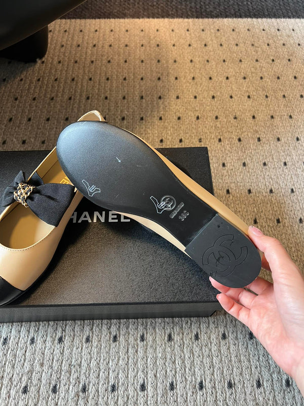 CC 25SS Bow Flat Shoes Black Beige Sheepskin Frabic 530676