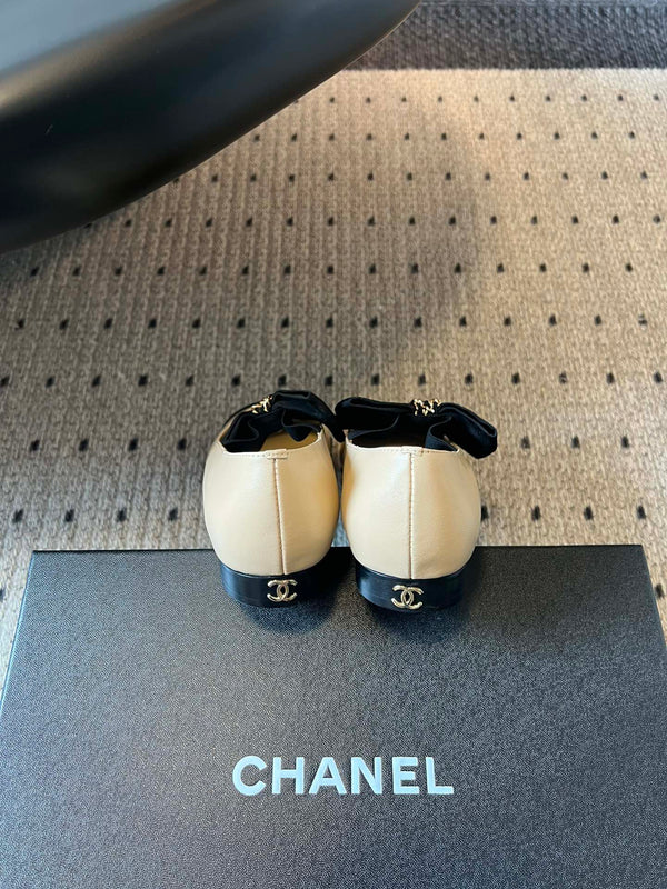 CC 25SS Bow Flat Shoes Black Beige Sheepskin Frabic 530676