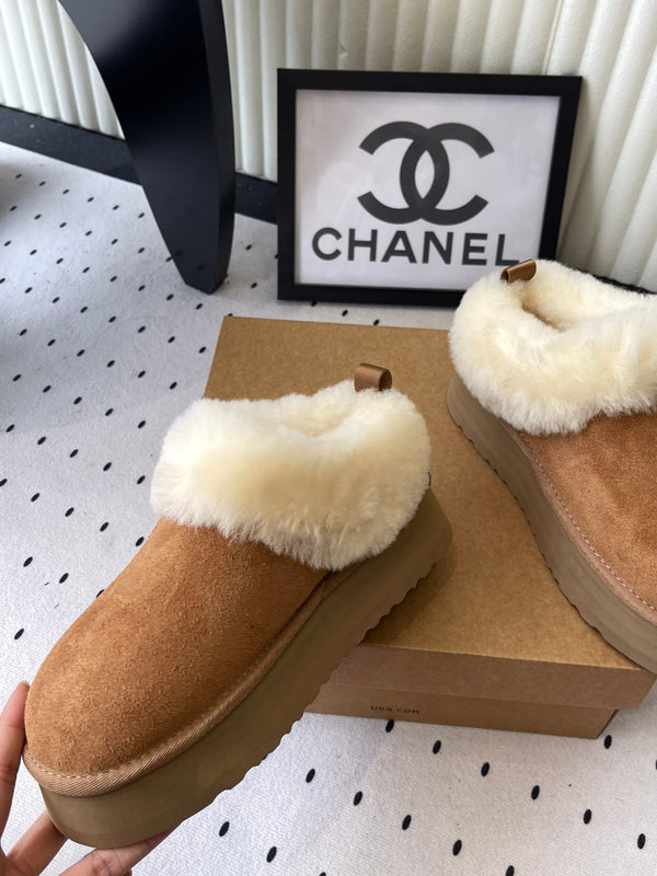 UGG Short Boots Tan Suede And Wool 514142