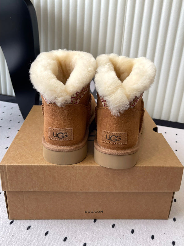 UGG Classic Ultra Mini Taslyn Boots Tan Suede And Wool 514144