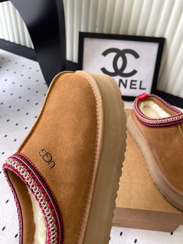 UGG TAZZ Slippers Tan Suede And Wool 514147