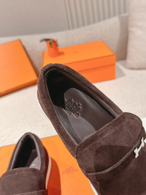 Mocassins HM 25ss Daim marron foncé 577159