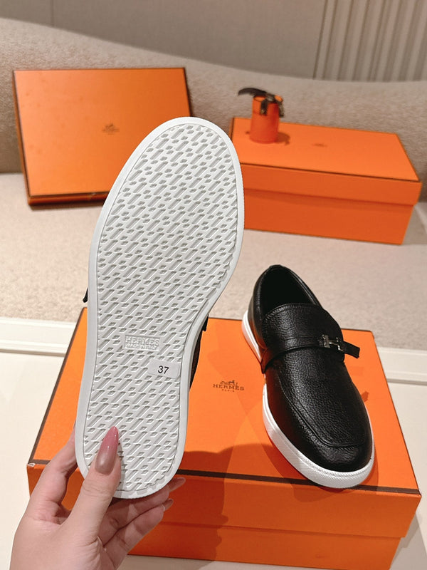 HM 25ss Mocassins Peau de Mouton Noire 577164