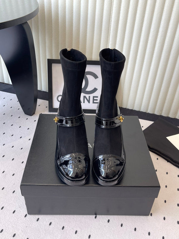 CC 25 Short Boot Black Suede Patent Leather 514102