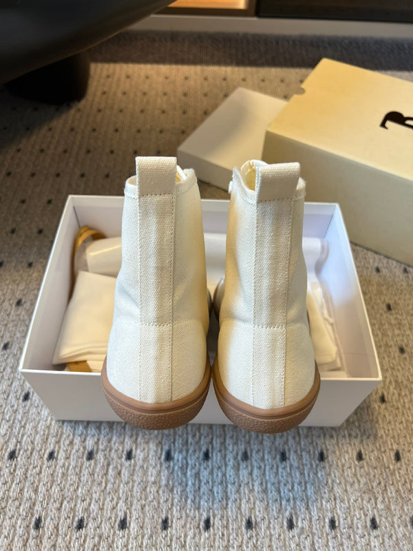 The Row 2025 Baskets Montantes Toile Blanche 561616