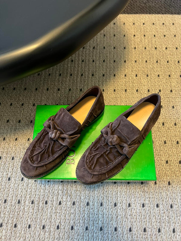 BV Astaire Loafers Knotted Dark Brown Crinkled-Suede Leather 616650