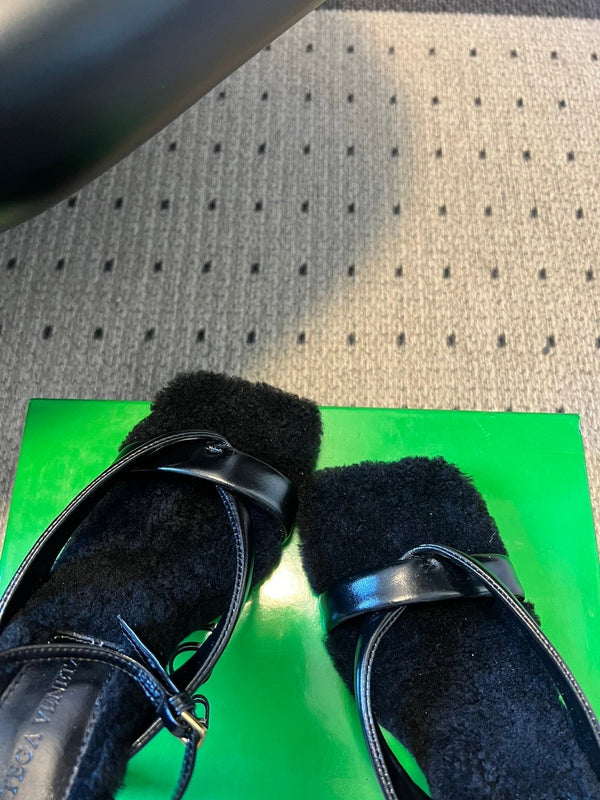 BV 26s Square-Toe High-Heel Sandals 9cm Black Lambskin Wool