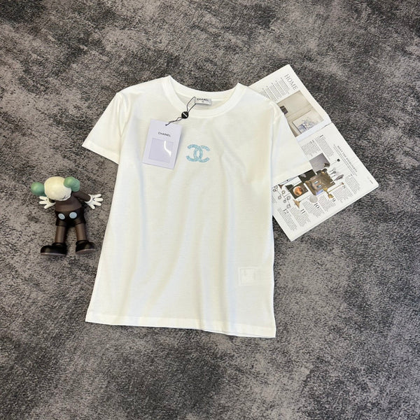 T-shirt CC Logo entrelacé SS26 en coton 350614