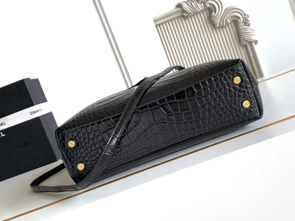 CC 2026 Maxi Top Handle Bag 31cm Black Crocodile Embossed Leather