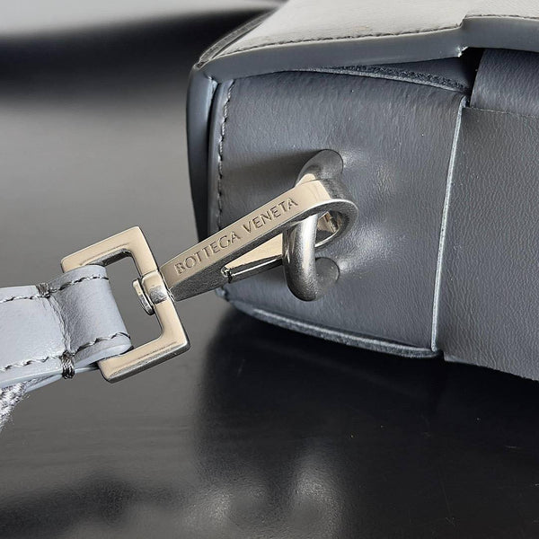 BV Two-In-One Cassette Bag 26cm Grey Leather