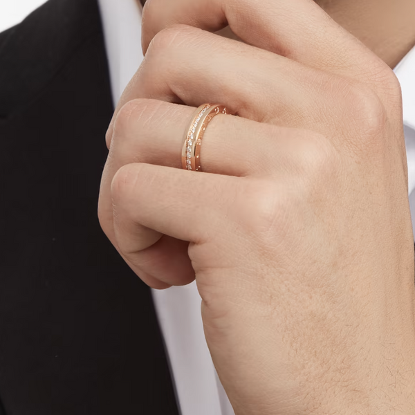 ZERO 1 DIAMANTI A UNA FASCIA PAVE' SULL'ANELLO A SPIRALE