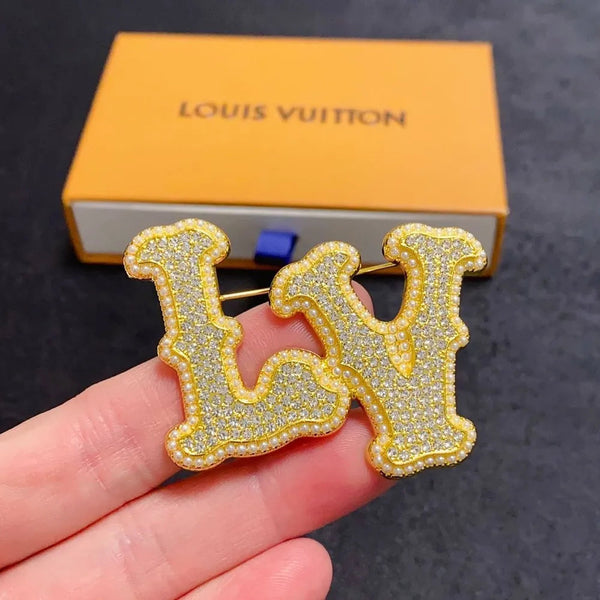 LV Brooch 198600