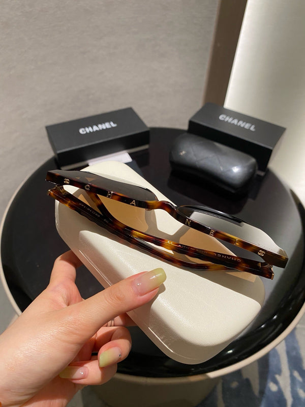 Chanel Sunglasses 02